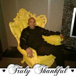 Meet your Posher, Robert makinmoves